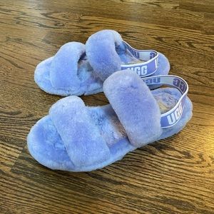 Authentic UGG slipper- only worn a FEW times!